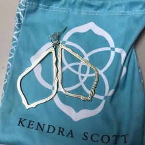 Kendra scott gold Sophie Earrings